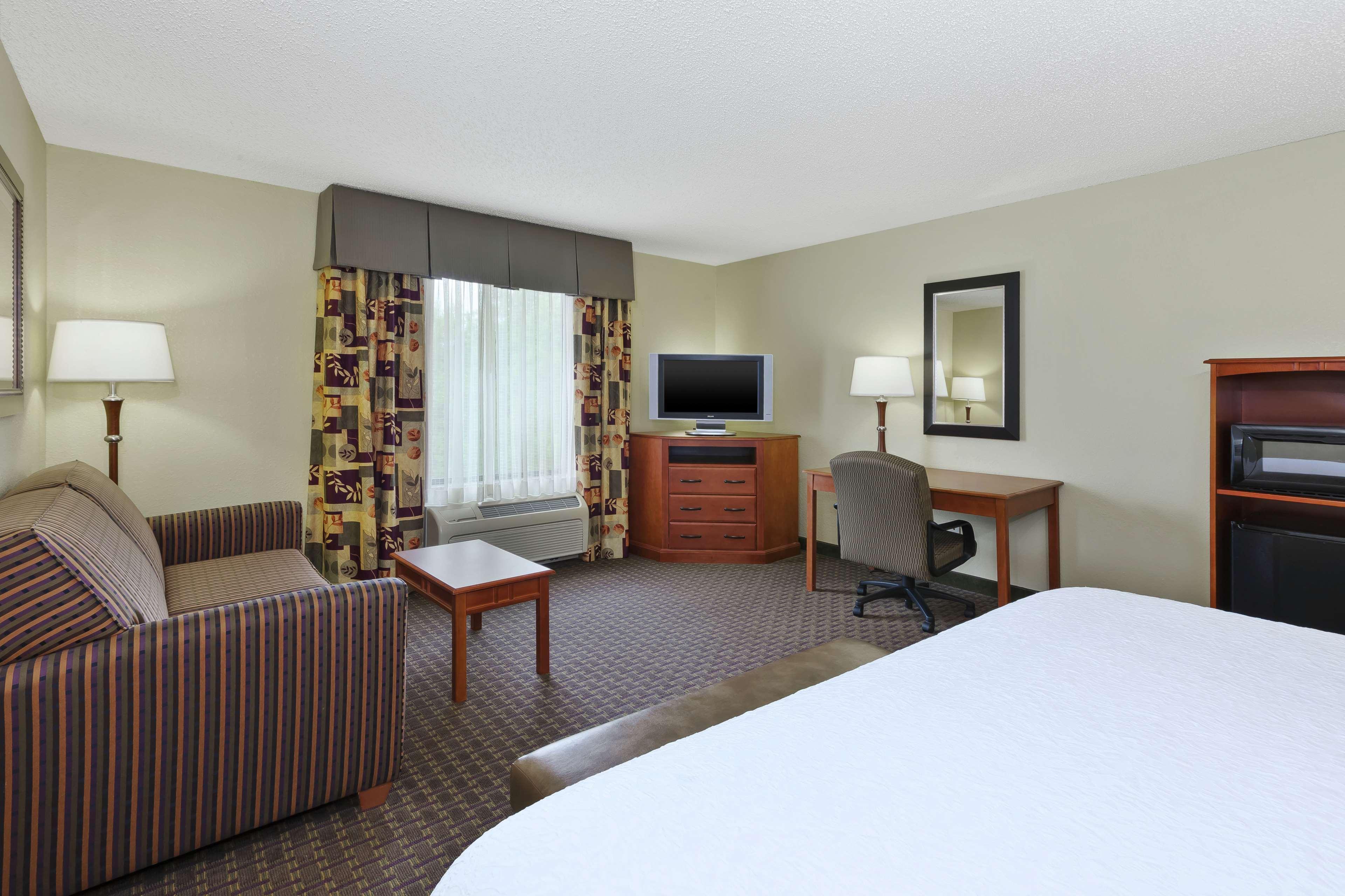 Hampton Inn & Suites Grand Rapids-Airport 28Th St Cascade Exterior foto